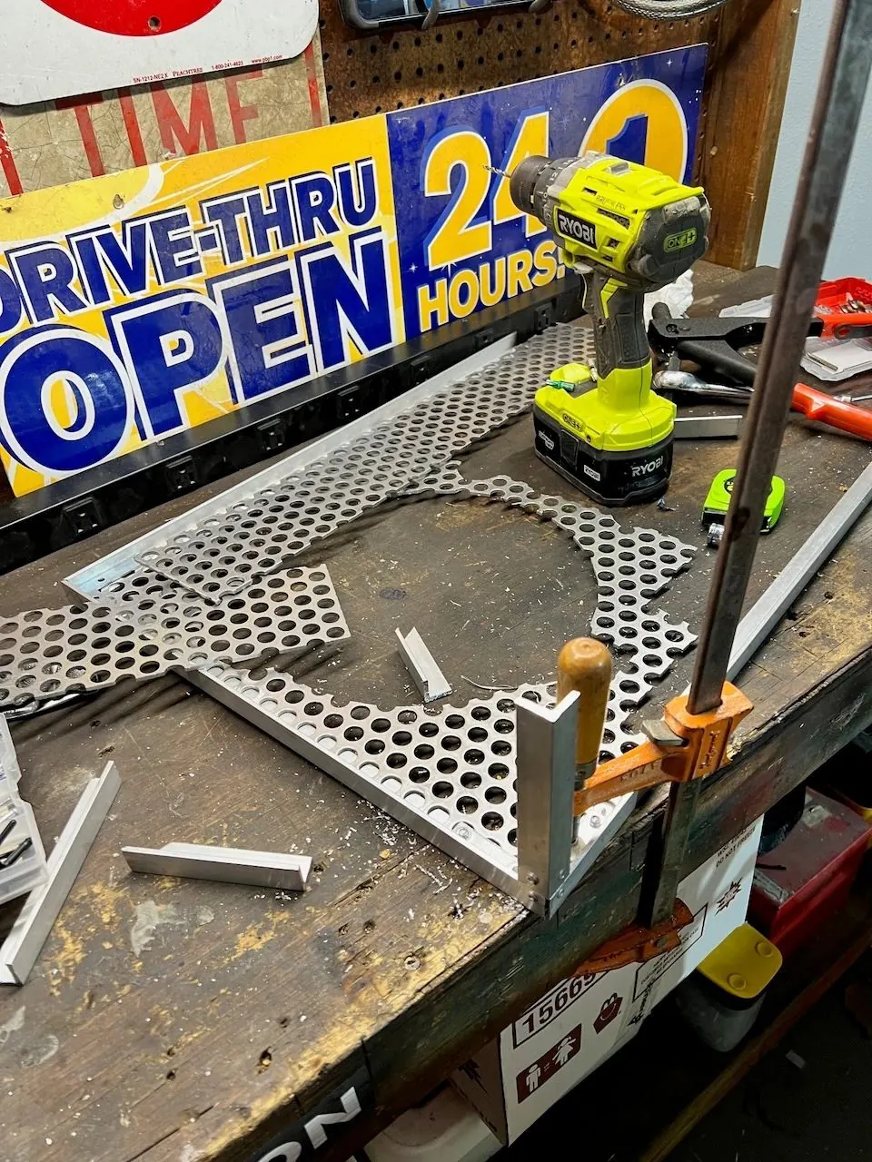 Cutting the cage panels