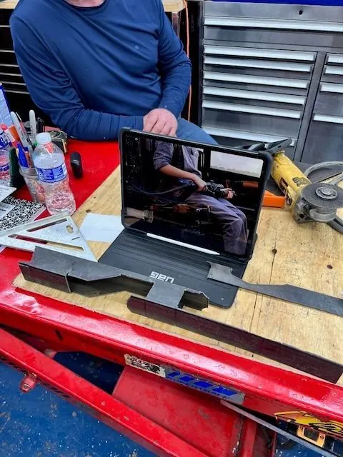Cutting parts for the seat rails